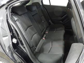 2017 Mazda Axela - Thumbnail