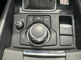 2017 Mazda Mazda3 - Thumbnail