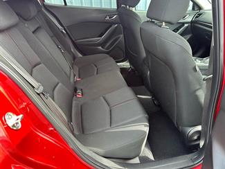 2017 Mazda Mazda3 - Thumbnail
