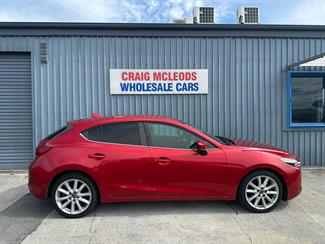 2017 Mazda Mazda3 - Thumbnail