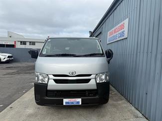 2021 Toyota HIACE - Thumbnail