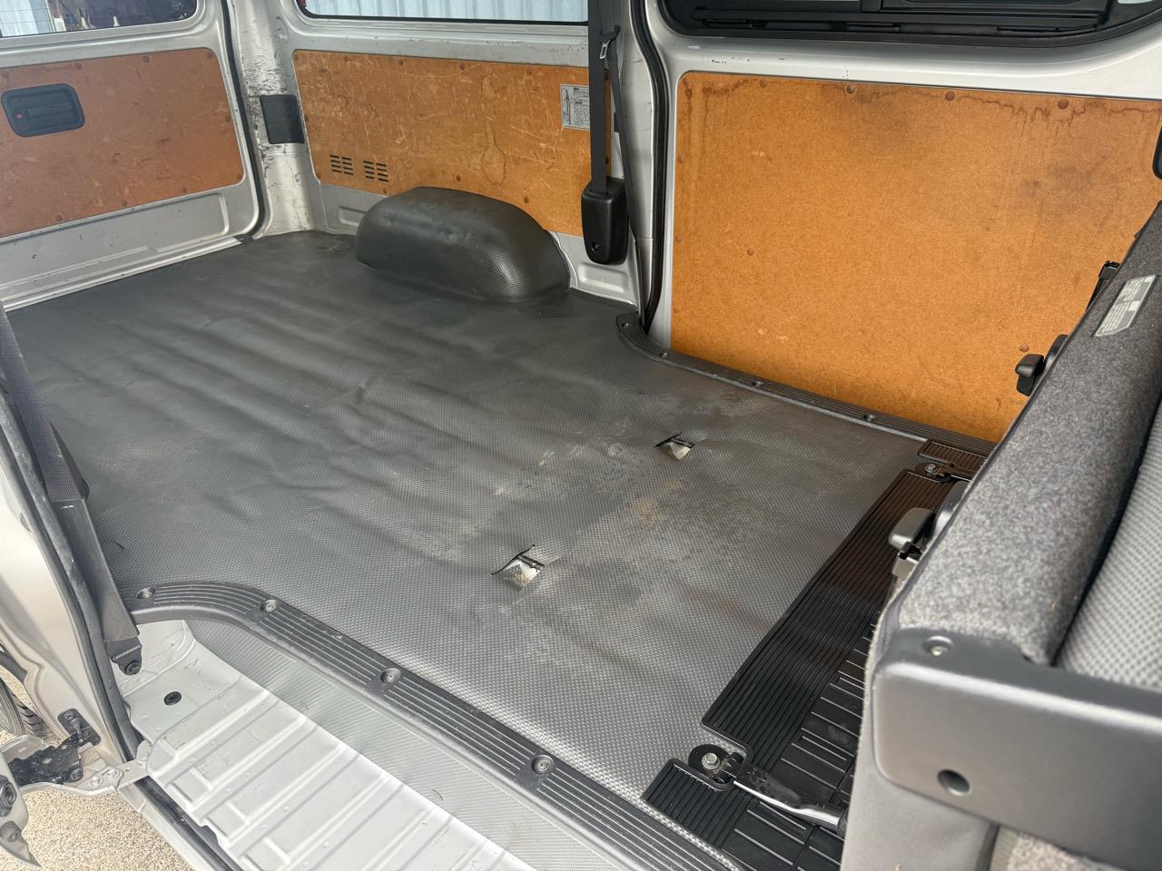 2021 Toyota HIACE