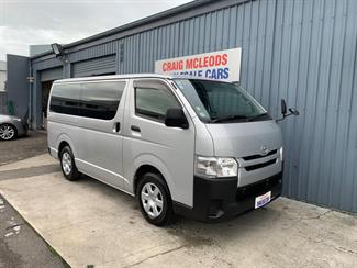 2018 Toyota HIACE - Thumbnail