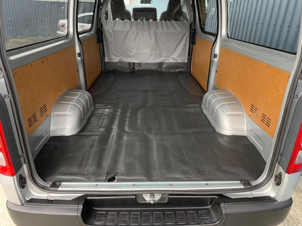 2018 Toyota HIACE