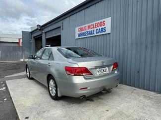 2010 Toyota Aurion - Thumbnail