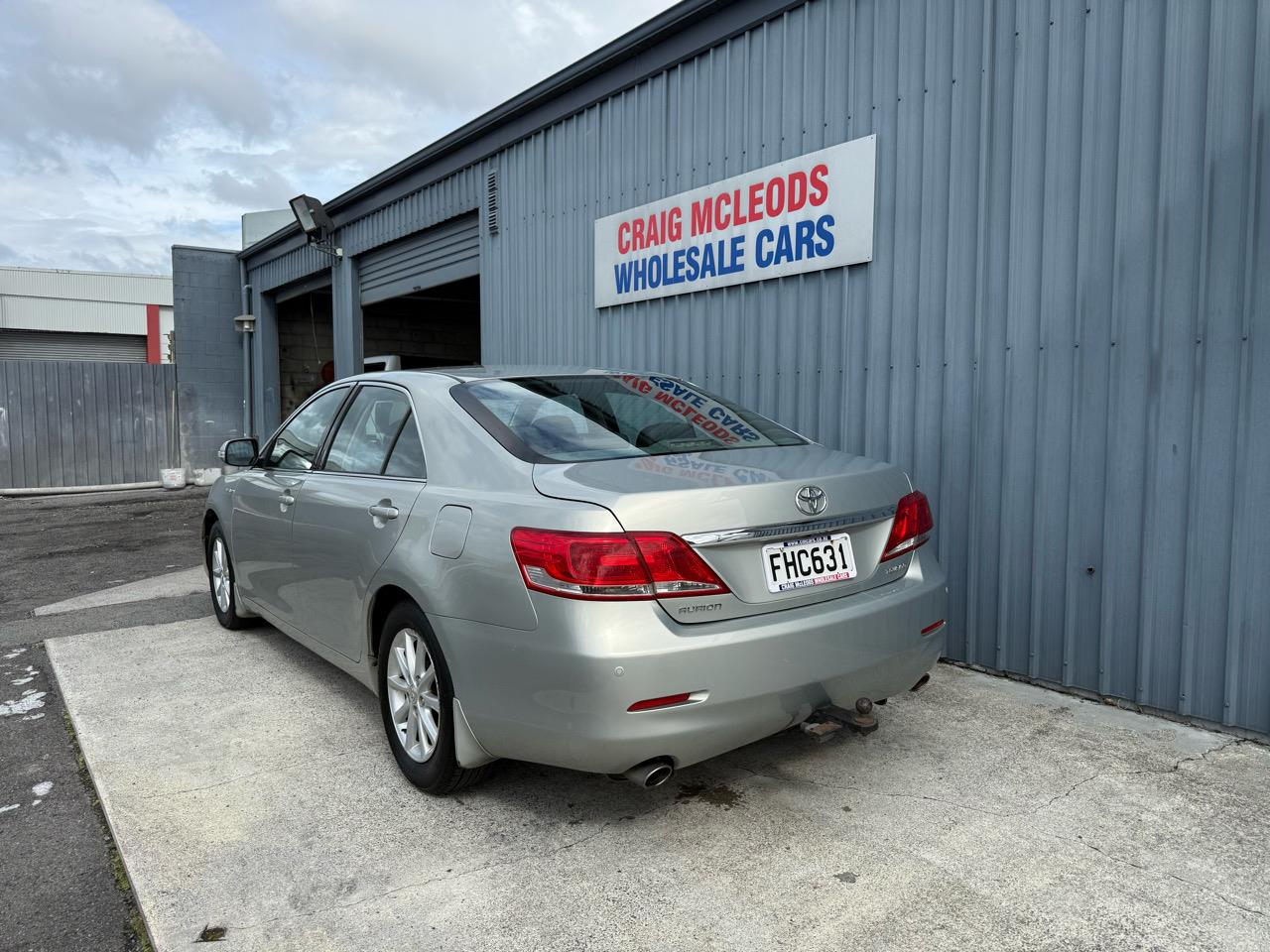 2010 Toyota Aurion