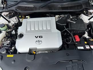 2010 Toyota Aurion - Thumbnail