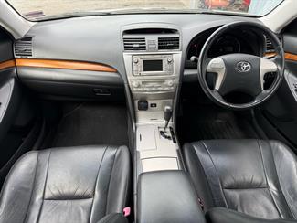 2010 Toyota Aurion - Thumbnail