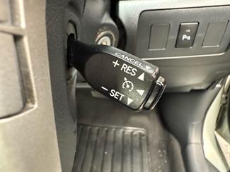 2010 Toyota Aurion - Thumbnail