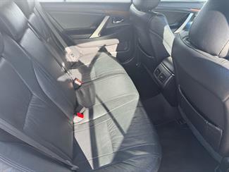 2010 Toyota Aurion - Thumbnail