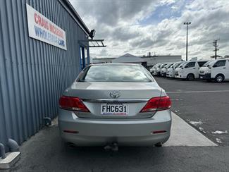 2010 Toyota Aurion - Thumbnail