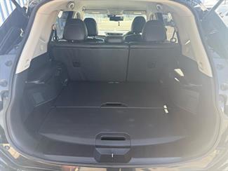 2014 Nissan X-Trail - Thumbnail