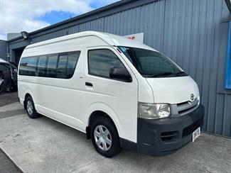 2006 Toyota HiAce