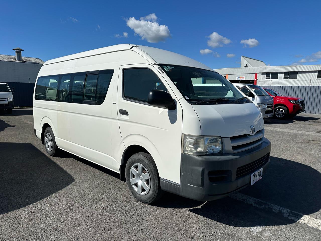 2006 Toyota HIACE