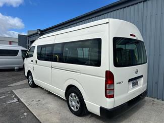 2006 Toyota HIACE - Thumbnail