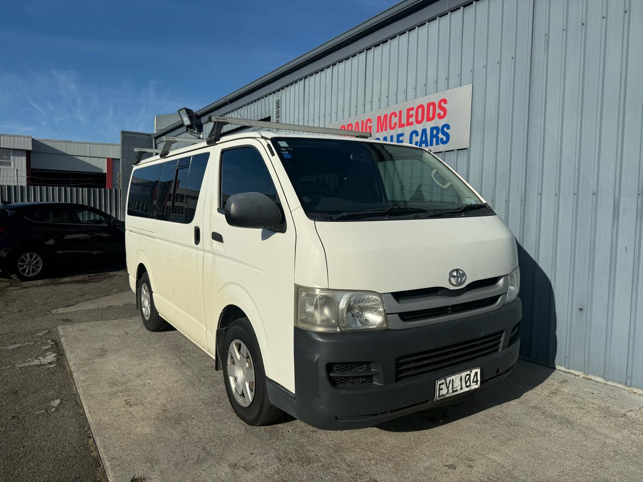2009 Toyota HIACE