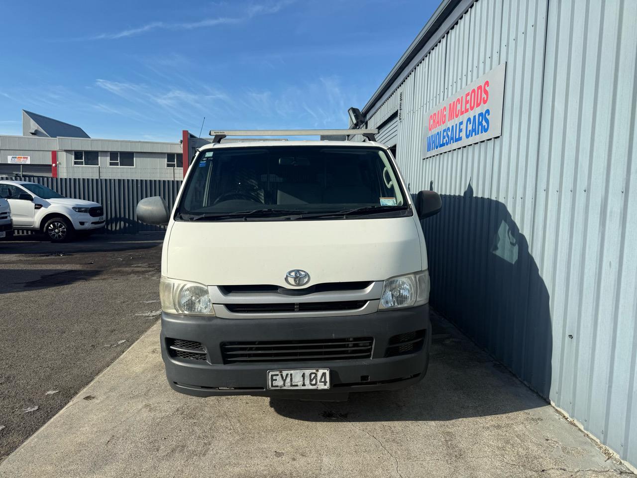 2009 Toyota HIACE