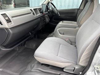2008 Toyota HIACE - Thumbnail