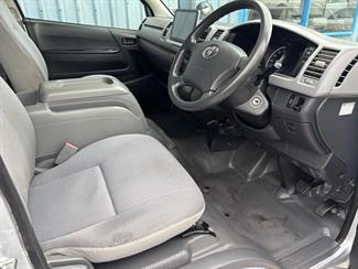 2008 Toyota HIACE - Thumbnail