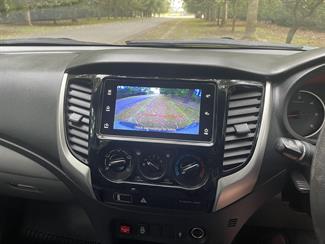 2018 Mitsubishi Triton - Thumbnail