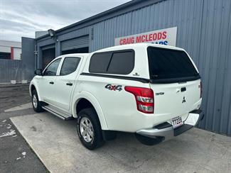 2018 Mitsubishi Triton - Thumbnail