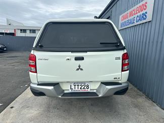 2018 Mitsubishi Triton - Thumbnail
