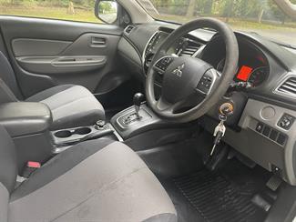 2018 Mitsubishi Triton - Thumbnail