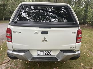 2018 Mitsubishi Triton - Thumbnail