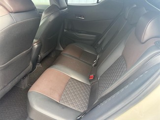 2017 Toyota C-HR - Thumbnail