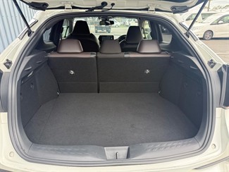 2017 Toyota C-HR - Thumbnail