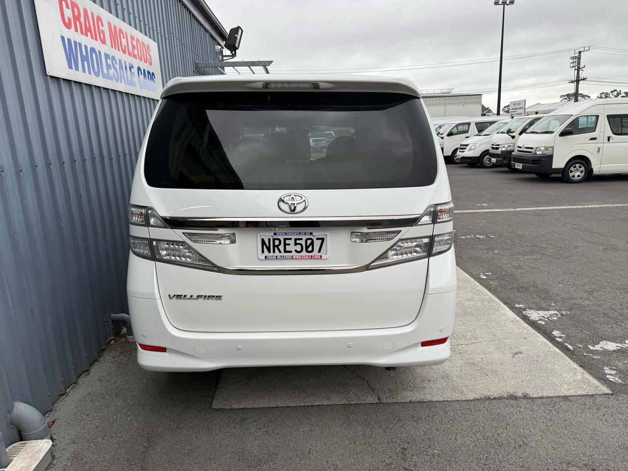 2014 Toyota Vellfire