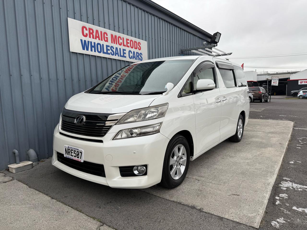 2014 Toyota Vellfire