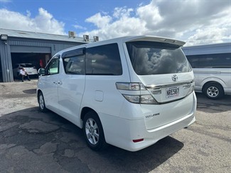 2014 Toyota Vellfire - Thumbnail