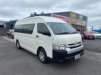 2016 Toyota HIACE - Thumbnail