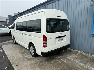 2016 Toyota HIACE - Thumbnail