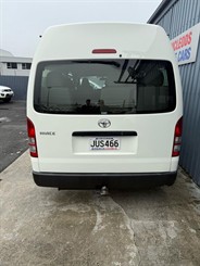 2016 Toyota HIACE - Thumbnail
