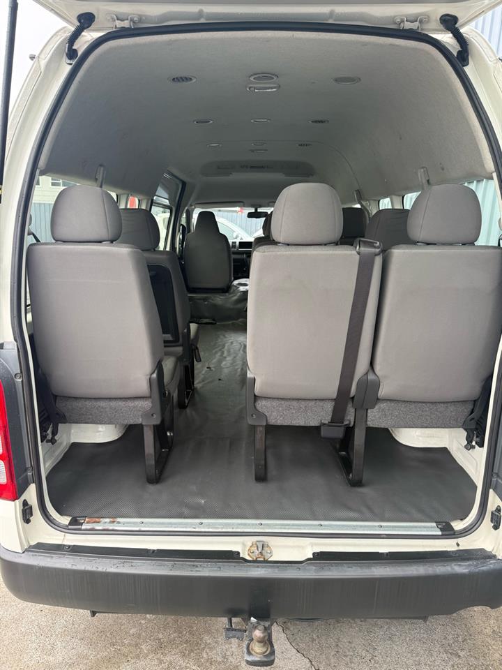 2016 Toyota HIACE