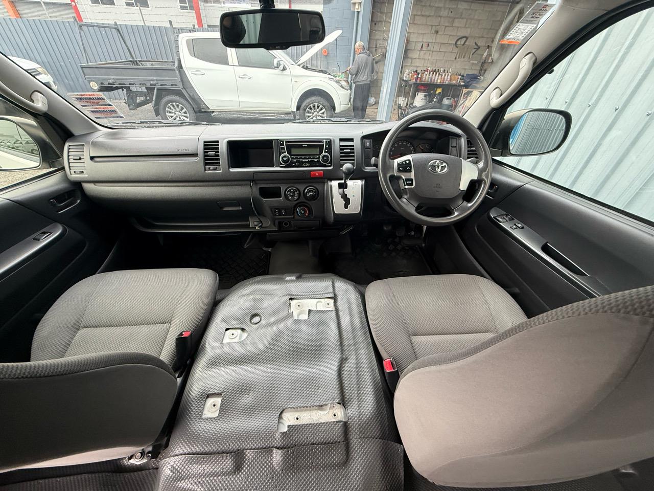 2016 Toyota HIACE