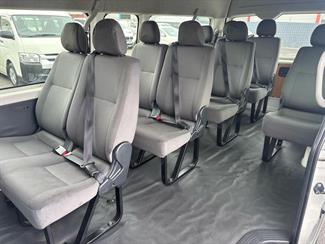 2016 Toyota HIACE - Thumbnail