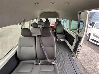 2016 Toyota HIACE - Thumbnail