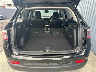 2018 Jeep Compass - Thumbnail