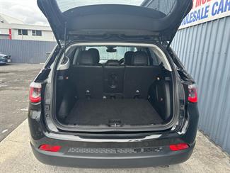2018 Jeep Compass - Thumbnail
