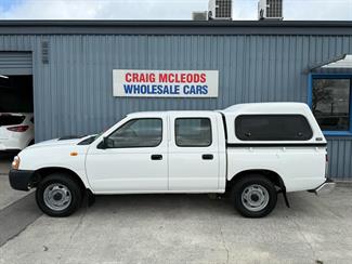 2010 Nissan NAVARA - Thumbnail