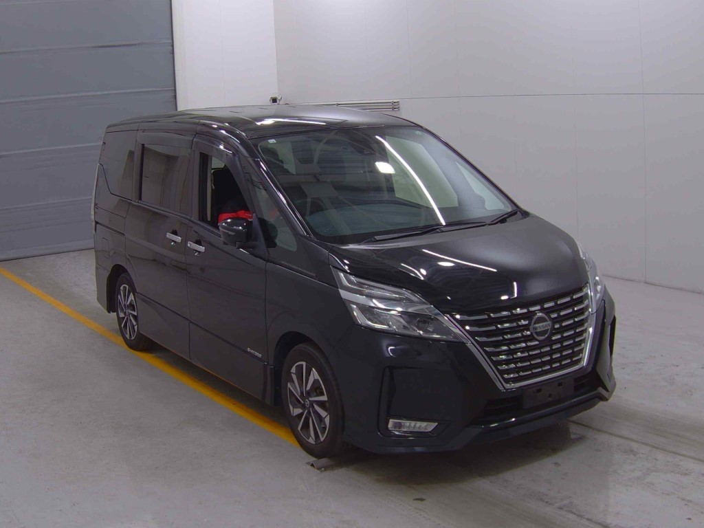 2020 Nissan SERENA