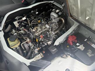 2018 Toyota HIACE - Thumbnail