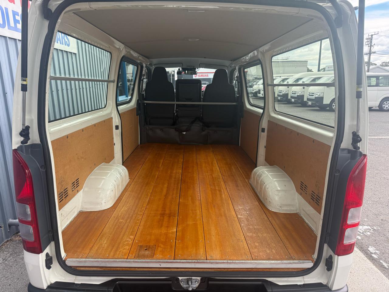 2018 Toyota HIACE
