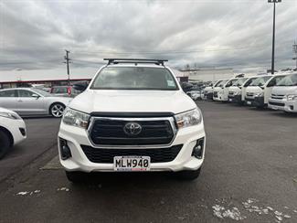 2019 Toyota HILUX - Thumbnail