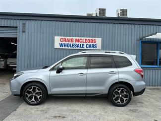 2015 Subaru FORESTER - Thumbnail