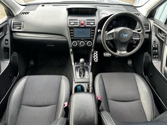 2015 Subaru FORESTER - Thumbnail