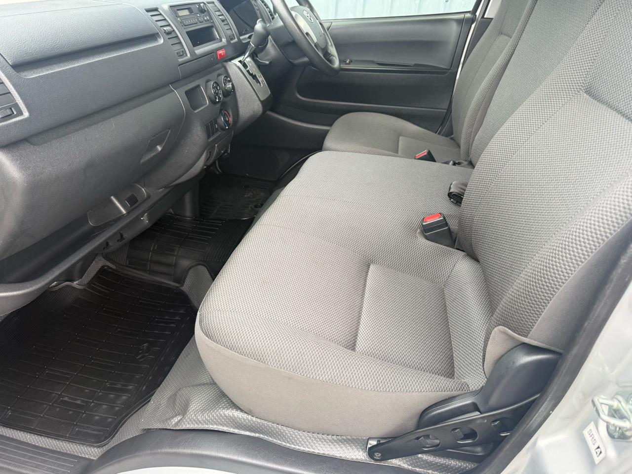 2022 Toyota HIACE